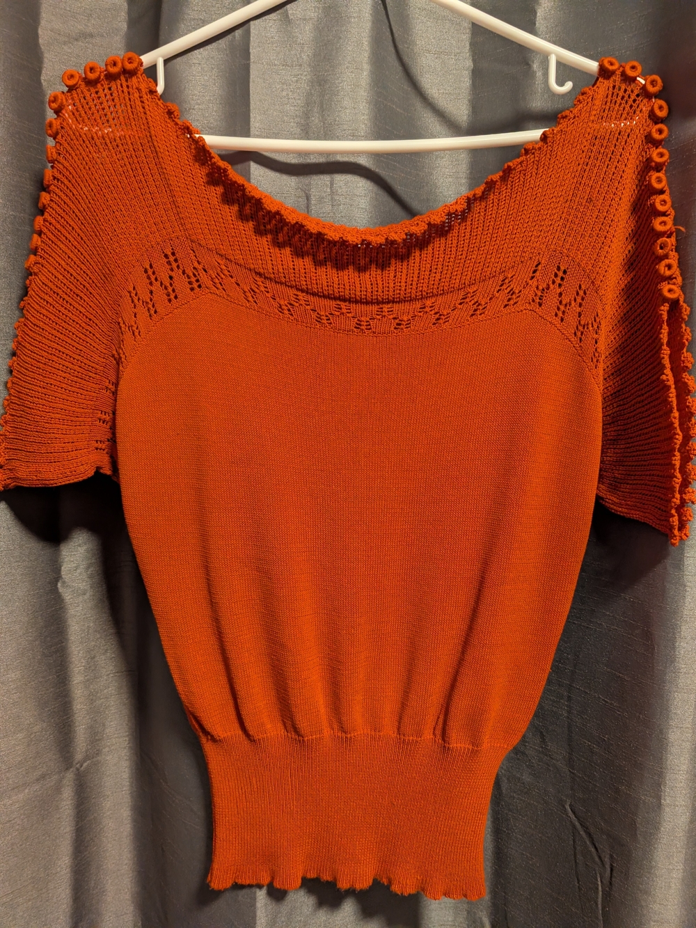 Women's Rust Orange Knit Short-Sleeve Sweater